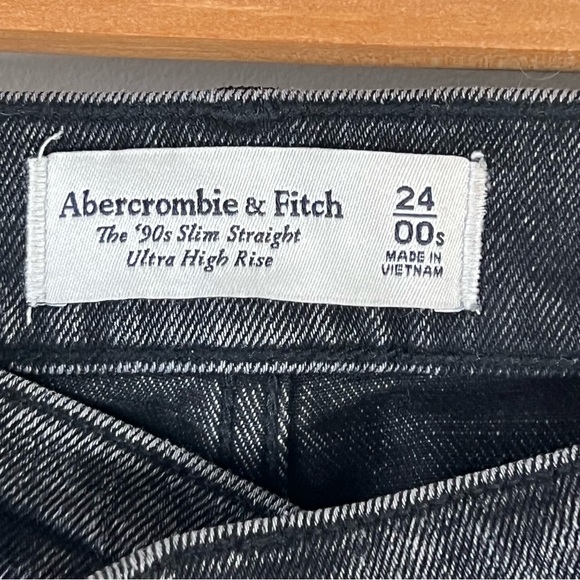 ABERCROMBIE & FITCH Curve Love Ultra High Rise 90s Slim Straight Jean Size 24 - Picture 11 of 12